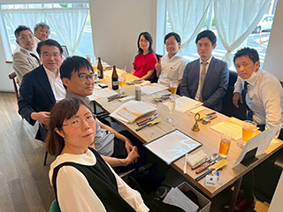 懇親会