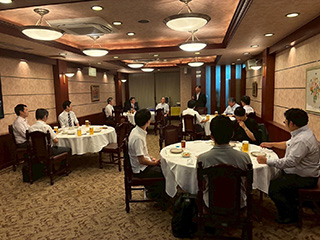 懇親会
