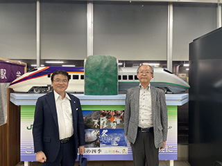 山形駅・つばさ号